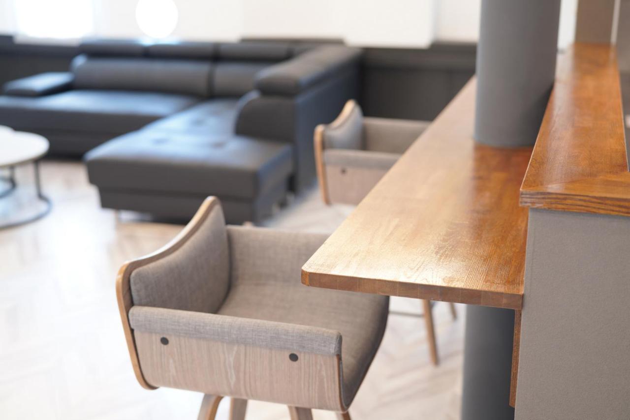 桔恭 Apartment *
